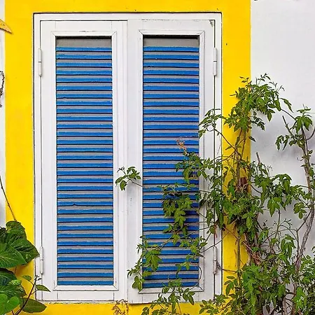 Lagoas Guest house 3*