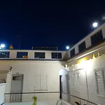 Pensión Lagoas 3*